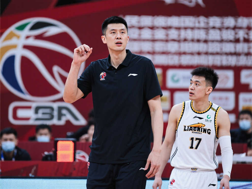 队的表现与 队的表现与