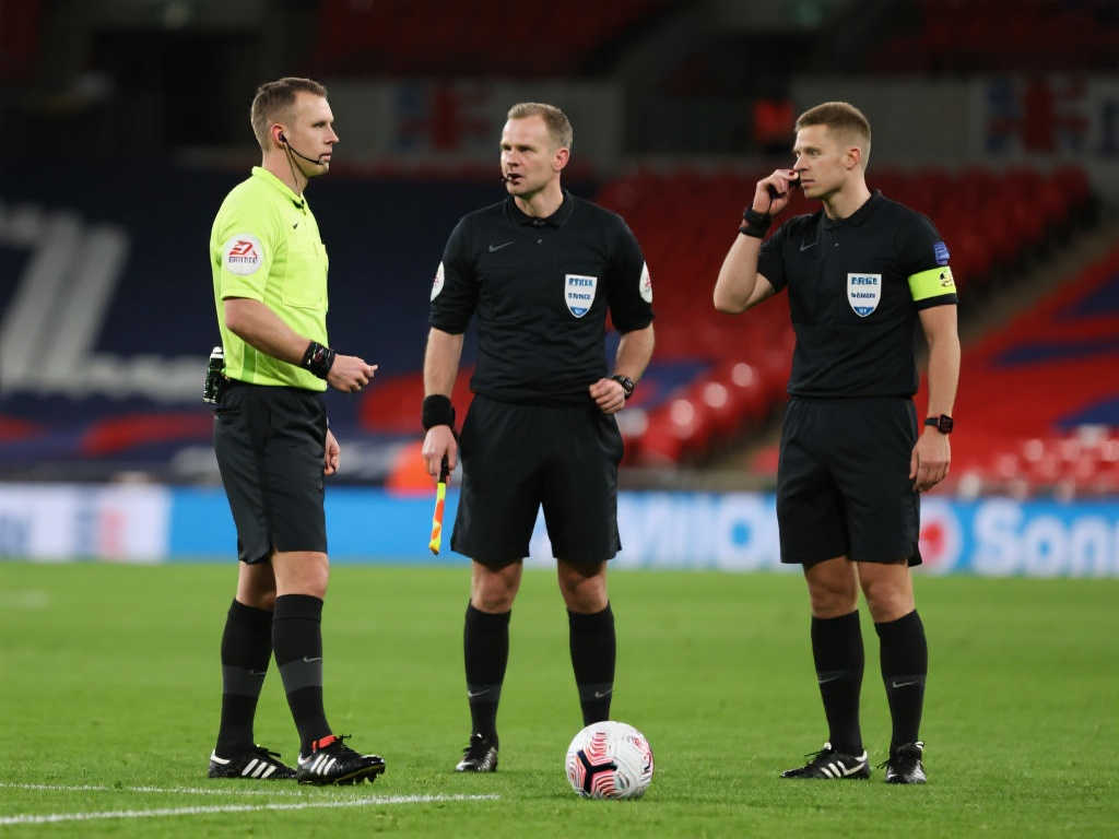 等在歐洲大 等在歐洲大